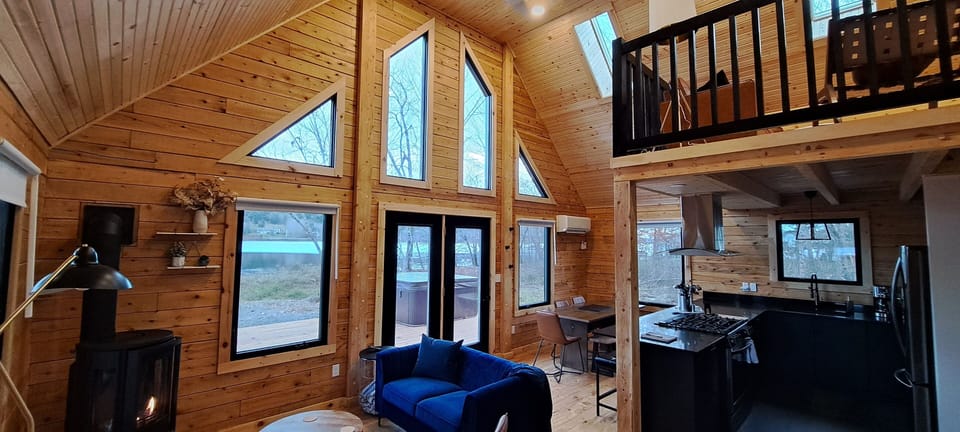 Mainfloor Living Room, Dining Room Loft & Kitchen