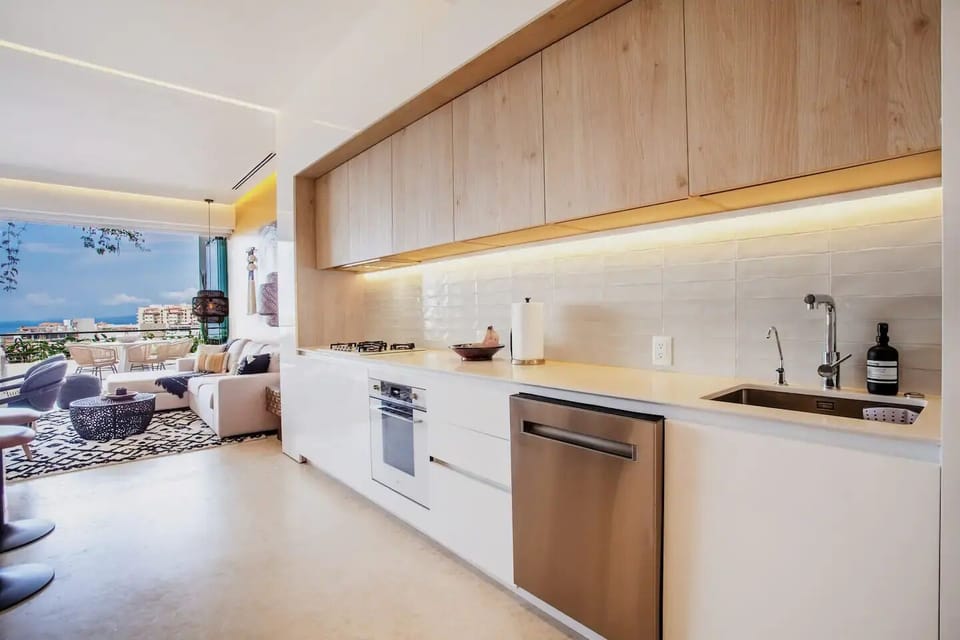 Well appointed kitchen with everything you need to enjoy a home cooked meal.