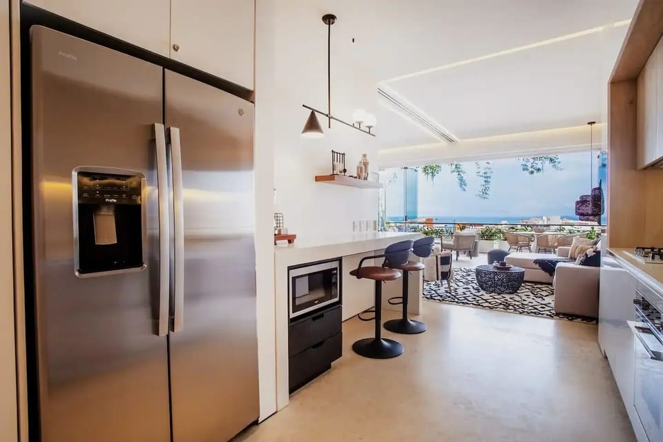 Well appointed kitchen with everything you need to enjoy a home cooked meal.