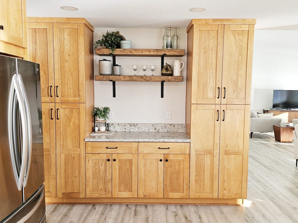 Kitchen Bar Area
