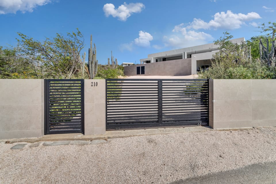 front gate 