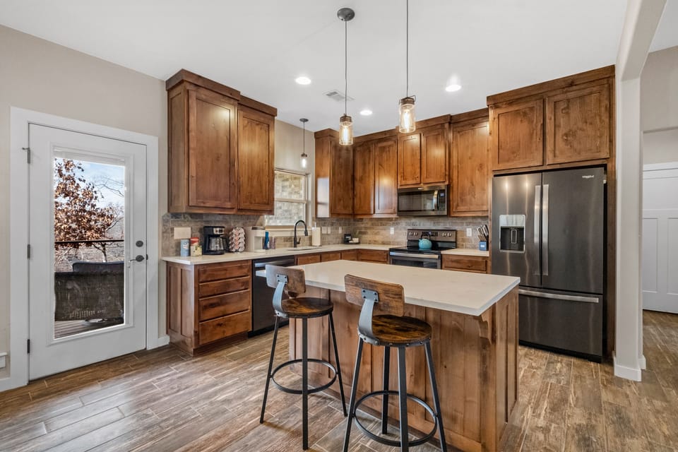 Fully stocked kitchen for all your cooking and baking needs!