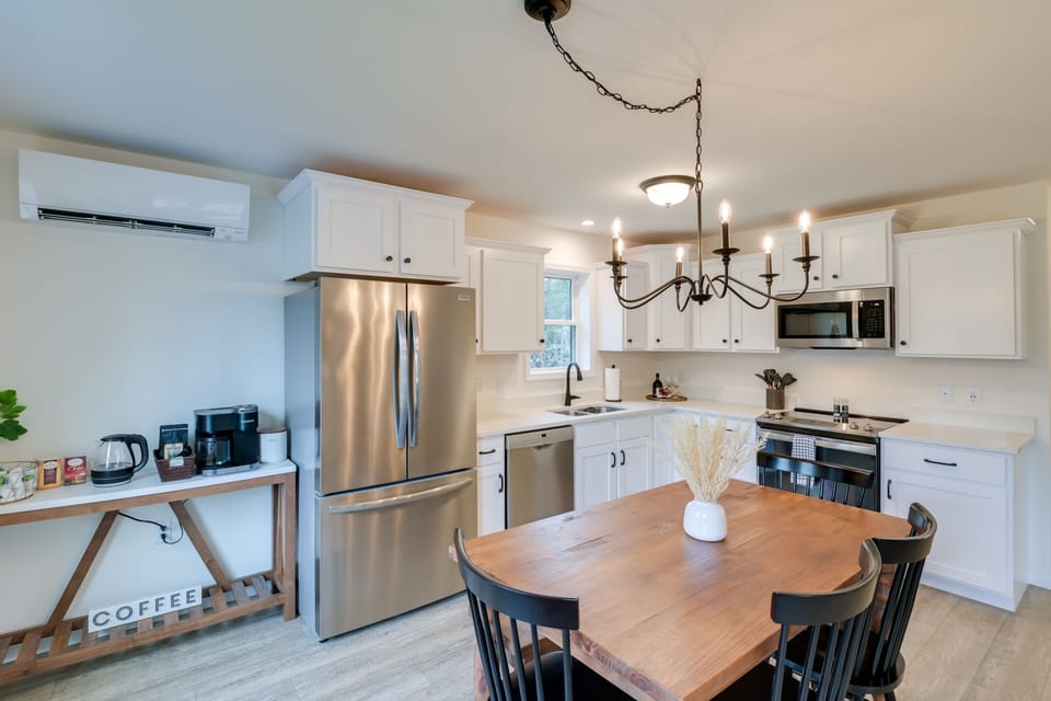 Kitchen | Keurig & Drip Coffee Makers | Free WiFi