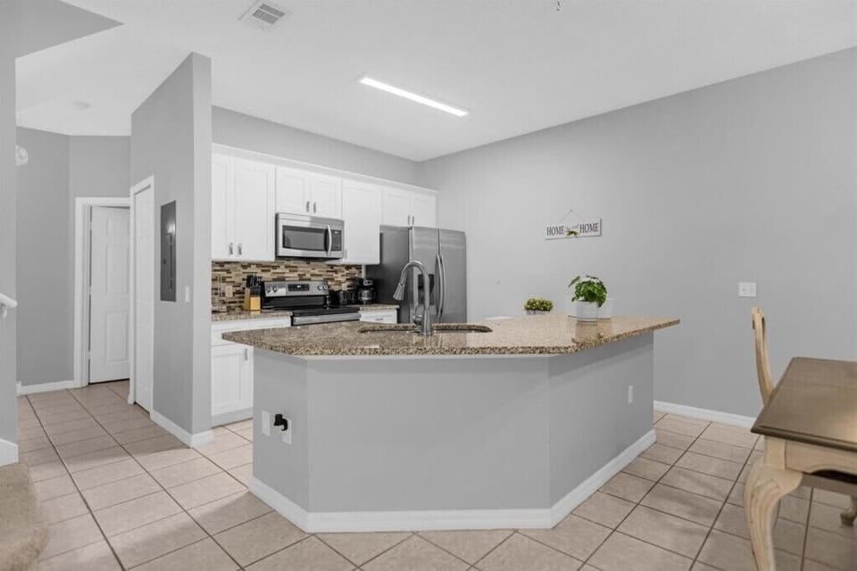 4746VeroBeachPlace(6)