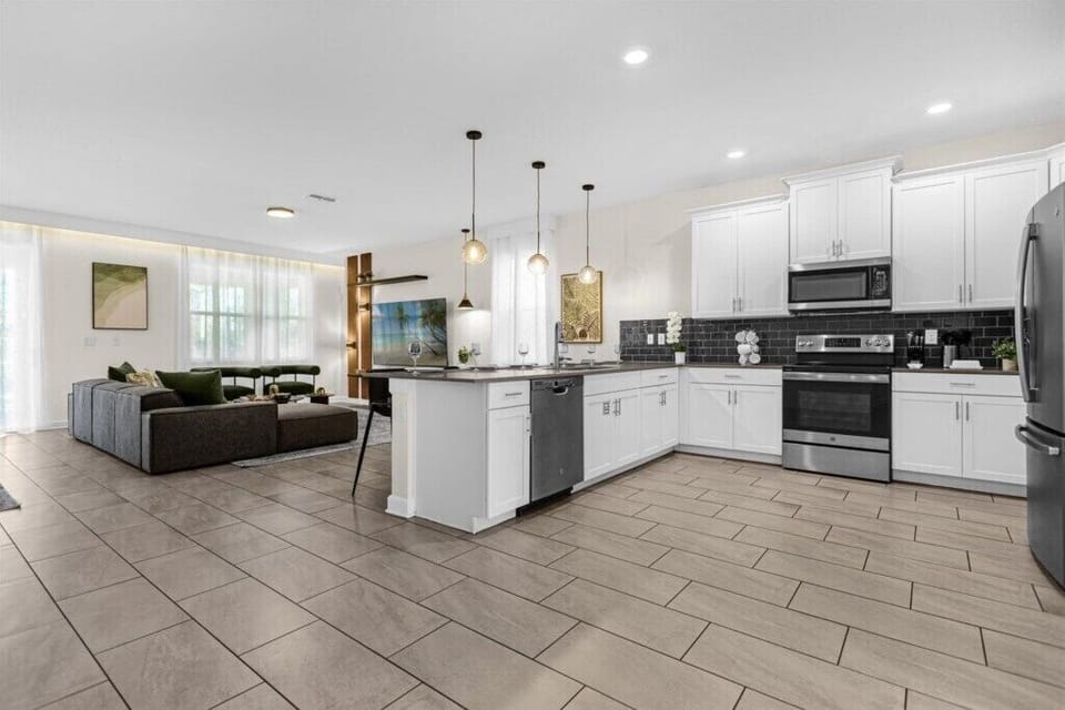 771PebbleBeachDr6