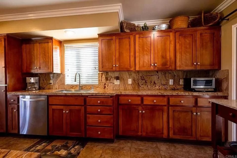 If you enjoy cooking, the kitchen is fully stocked!