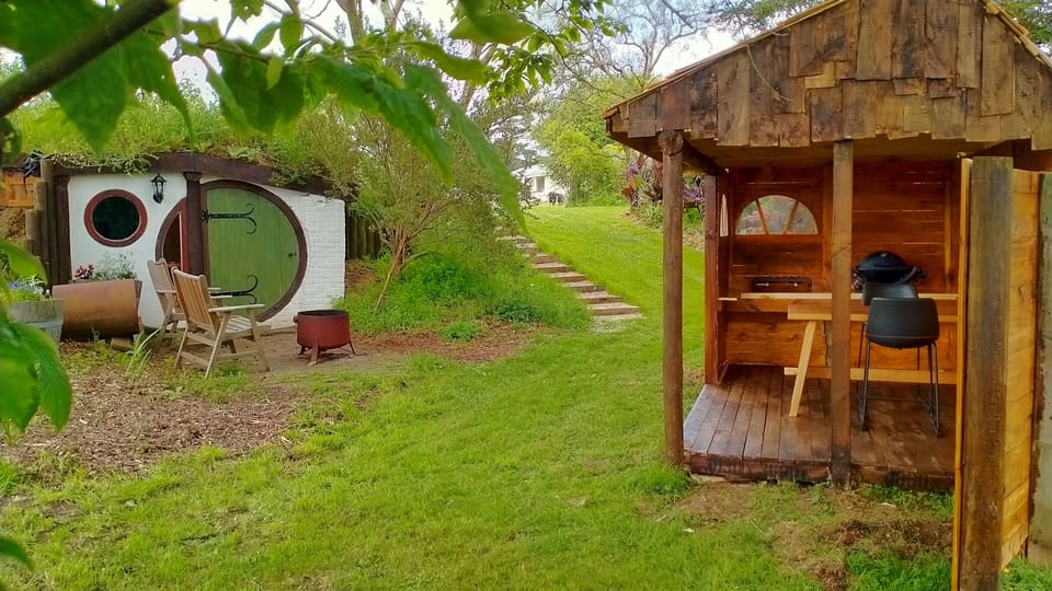 Outdoor cooking and BBQ area