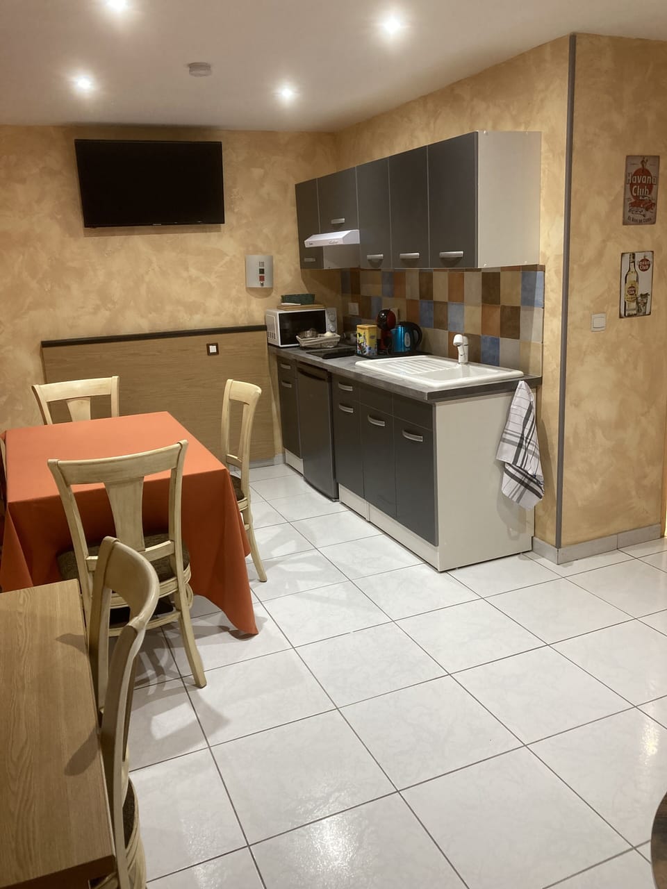 Private kitchen