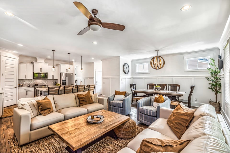Spacious Seating in Living Area