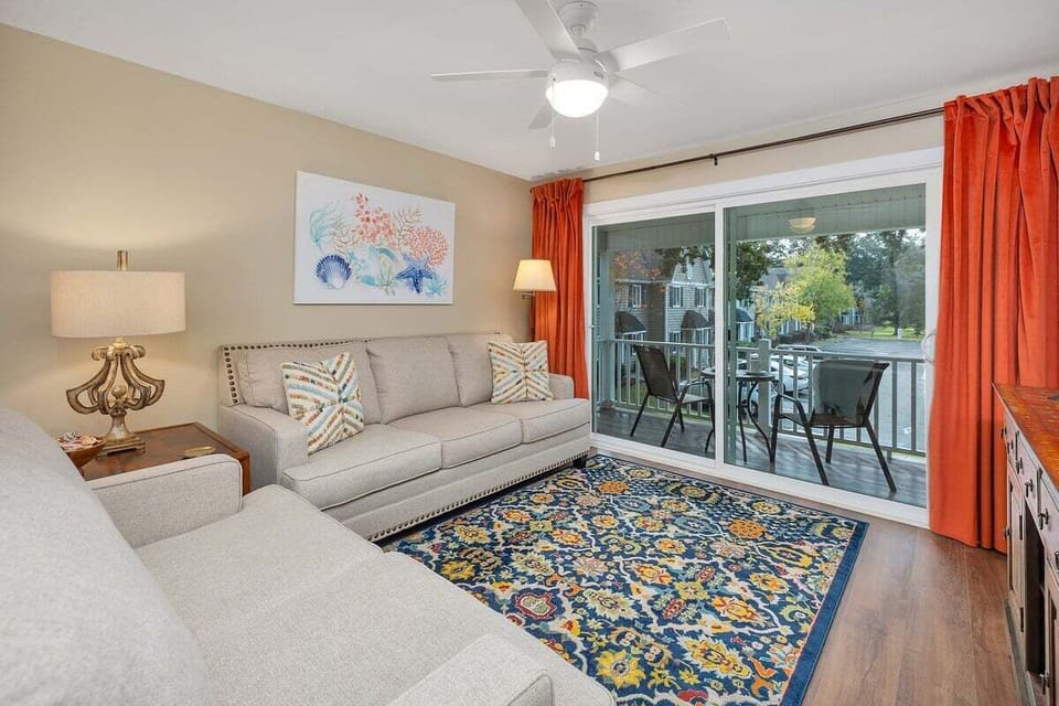 Ocean Walk L8 - Living Area with Balcony Access