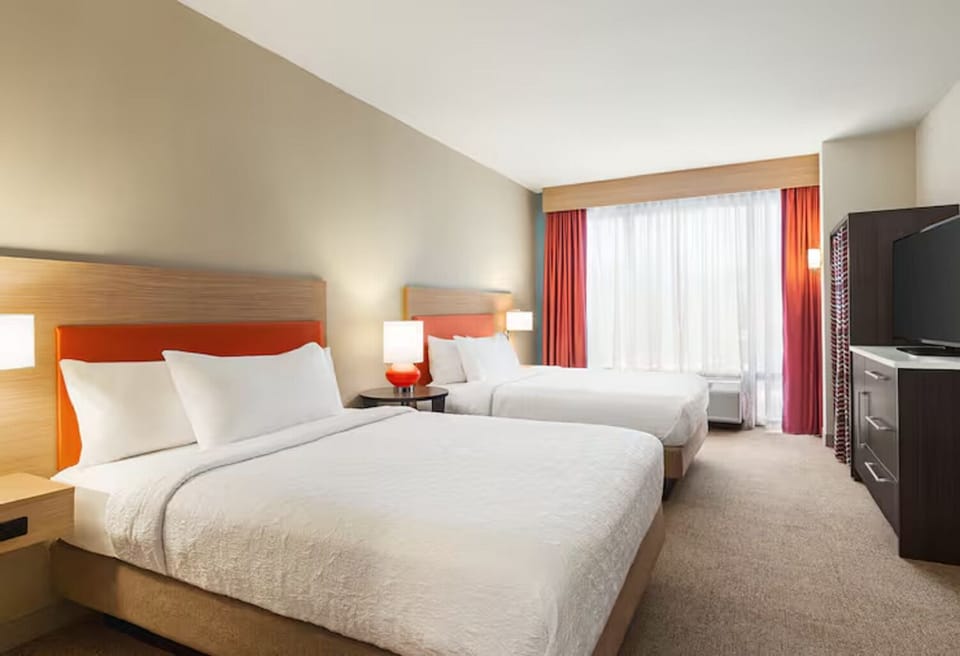 Unit with comfortable beds