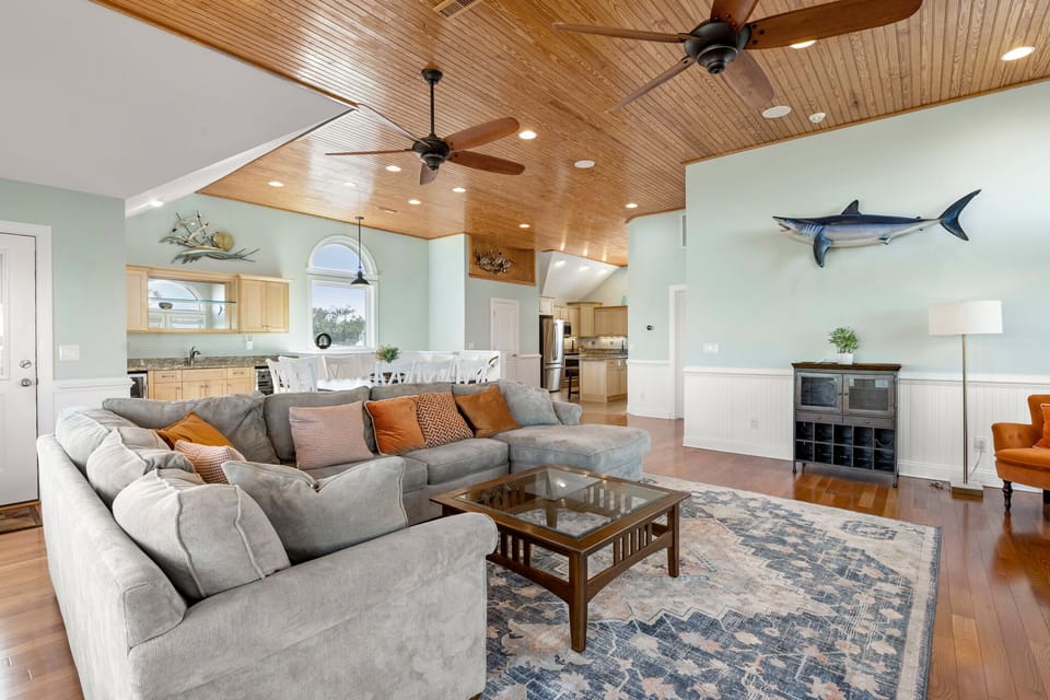 GR3630: Happy Hour | Top Level Living Area