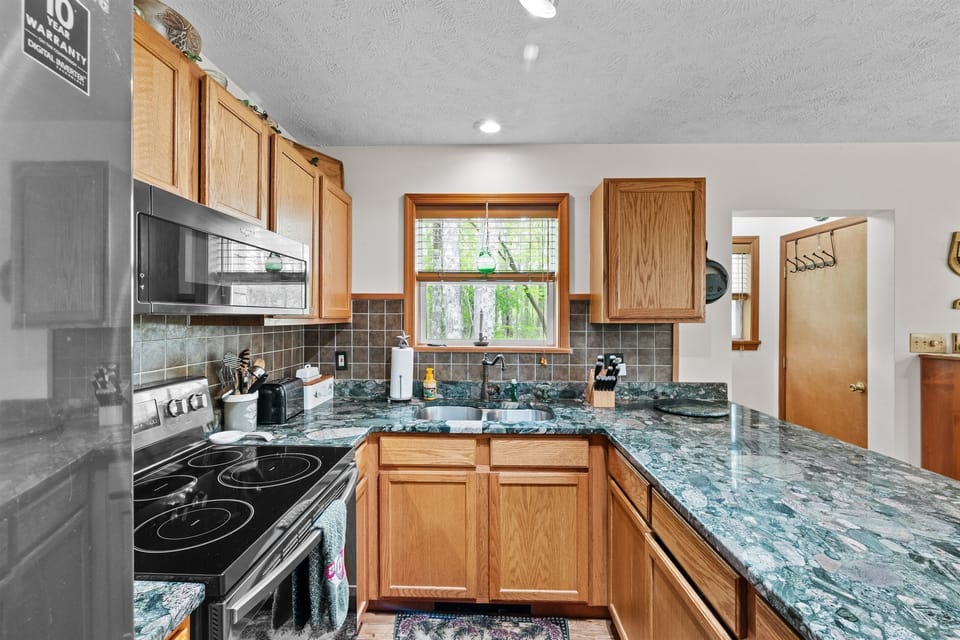 Fully stocked kitchen