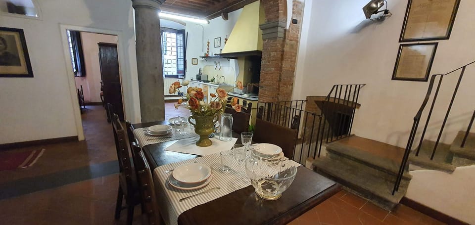 Table, Picture Frame, Furniture, Tableware, Chair, Building, Wood, Lighting, Dishware, Interior Design