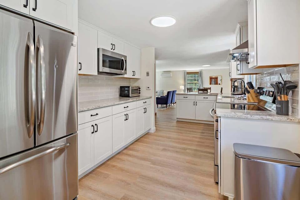 All brand new kitchen appliances 