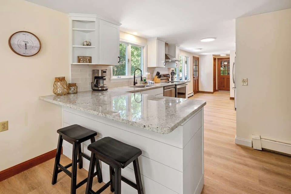Enjoy the newly updated kitchen