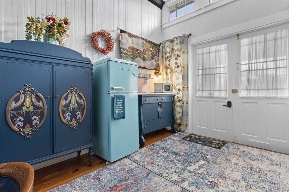 It’s the fan favorite of our 3 historic rentals despite being smaller