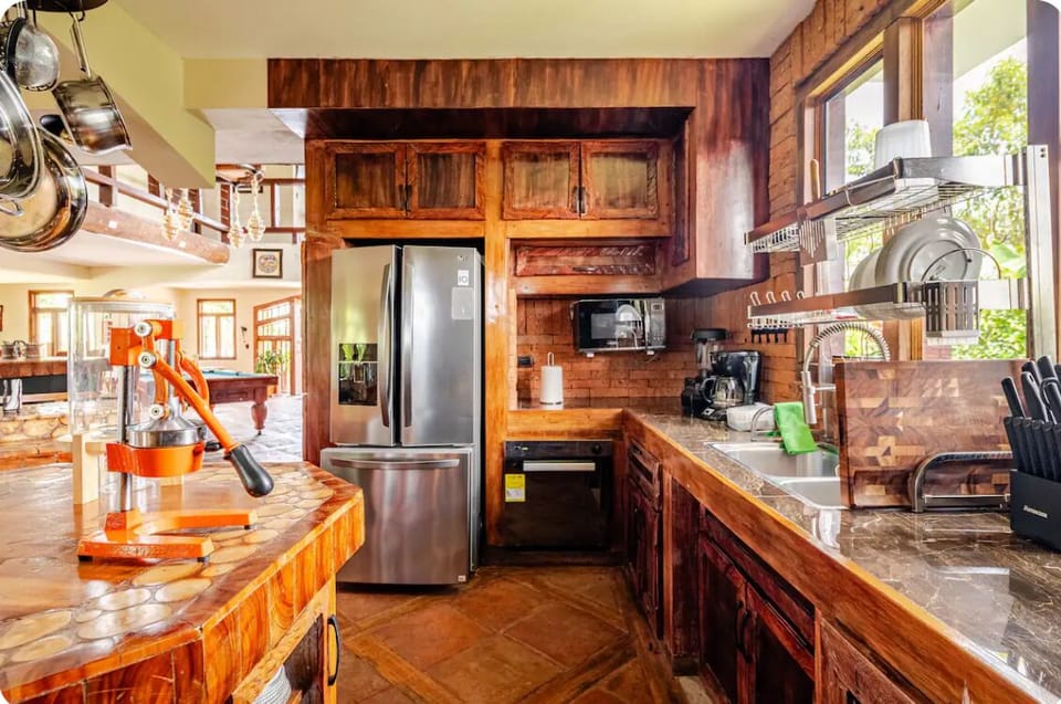 Private kitchen