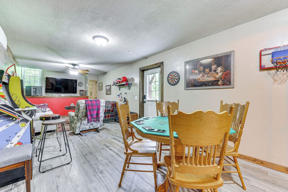 Game Room | Sleeper Sofa