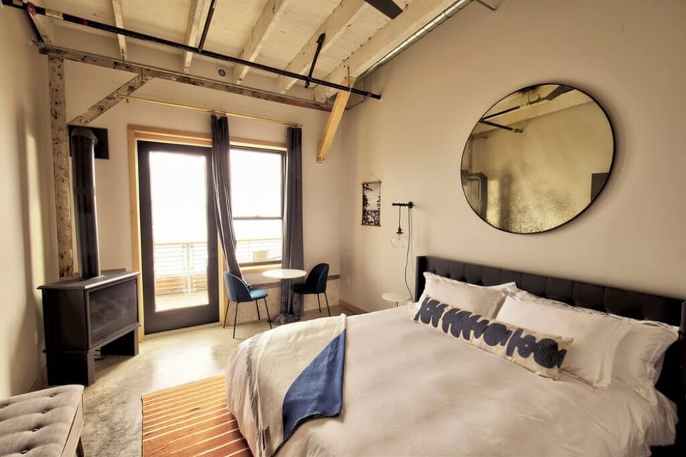 Bedroom. Interior and views may vary based on location and availability.