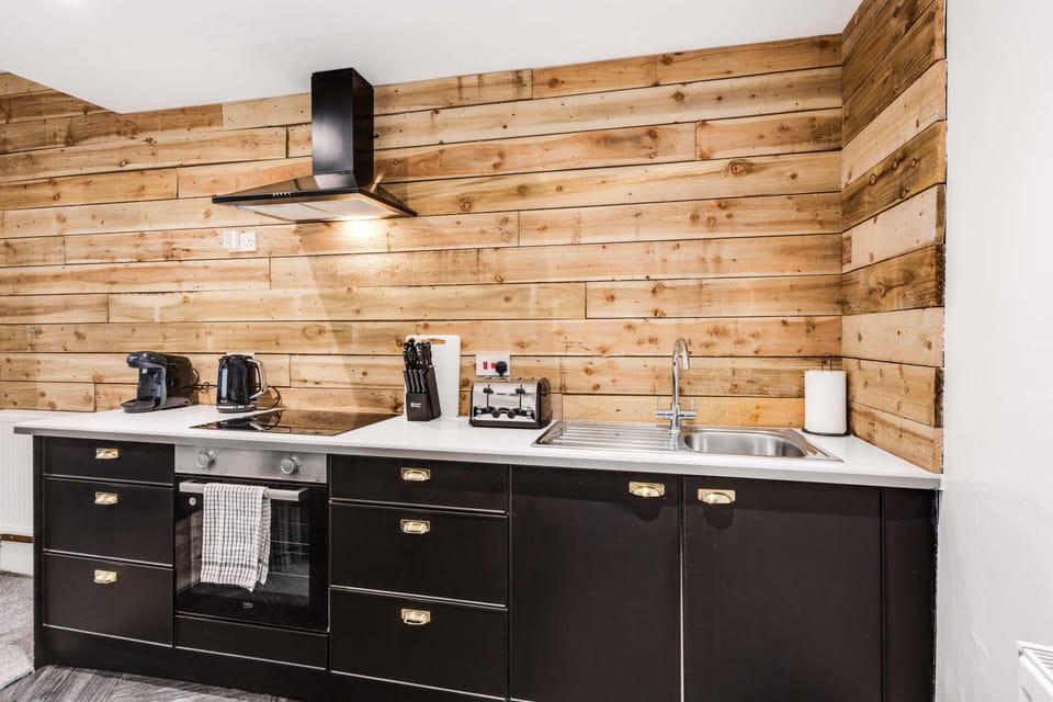 KITCHEN (2)