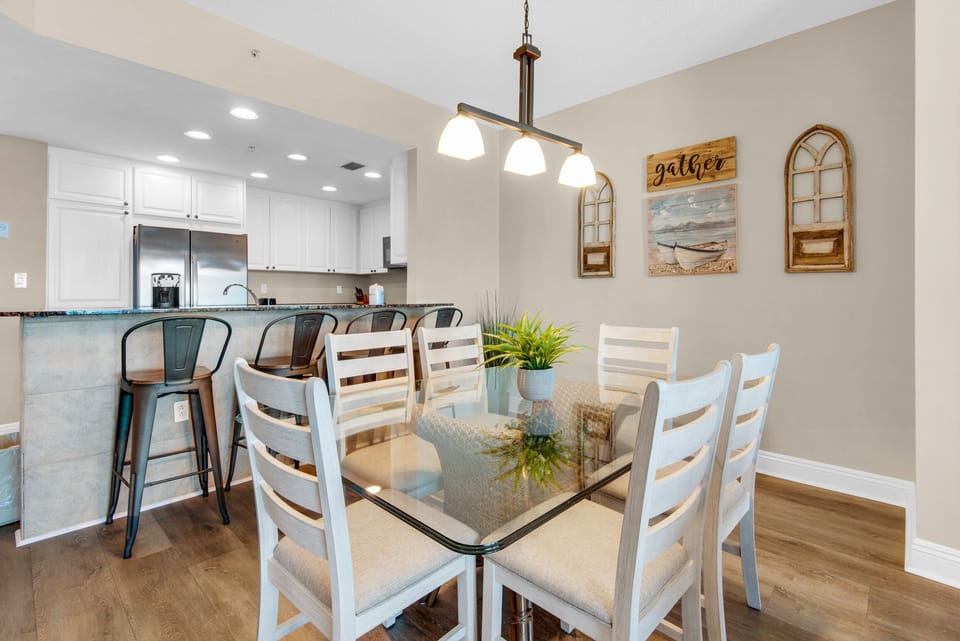 Dining table seats 6