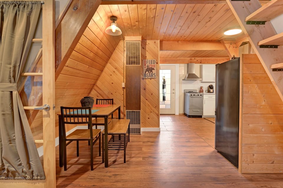 Inviting dining area designed for comfort and connection. The space feels open and airy, with a warm atmosphere that makes everyday meals and special gatherings equally enjoyable.