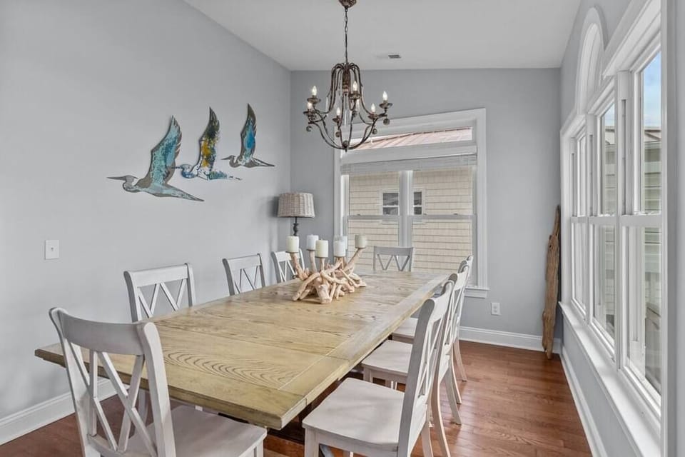 Dining Table (Seats 8) w/ Ocean Views