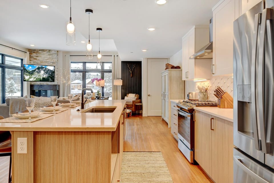 Fully Stocked Chef's Kitchen