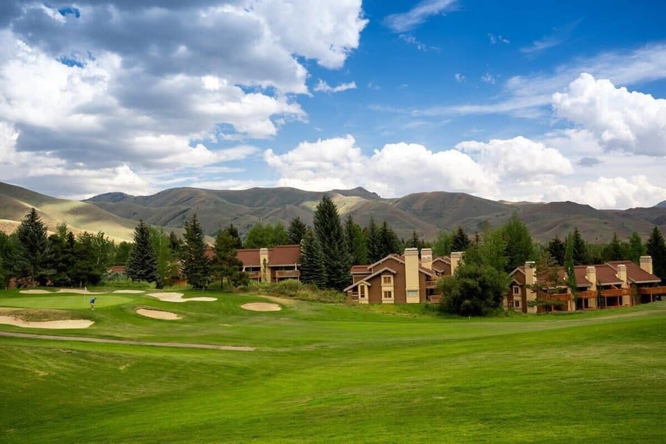 Local Attractions: Step out to the golf course right in your backyard, with stunning mountain views to complete the scene.