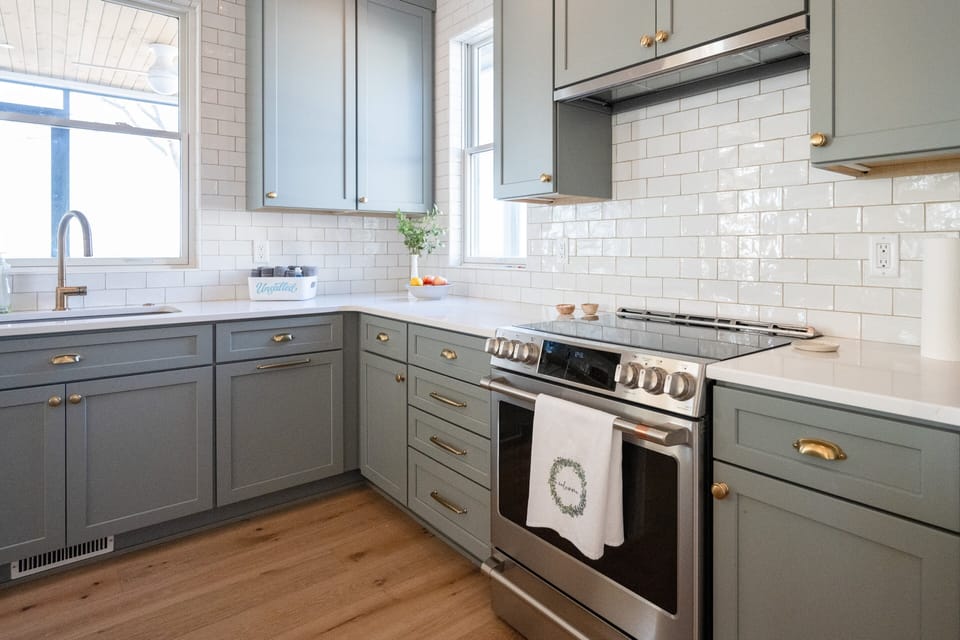 Fully Stocked Kitchen