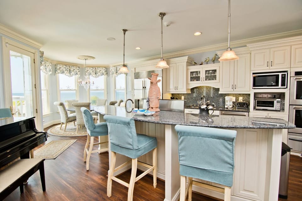 Level Two Kitchen