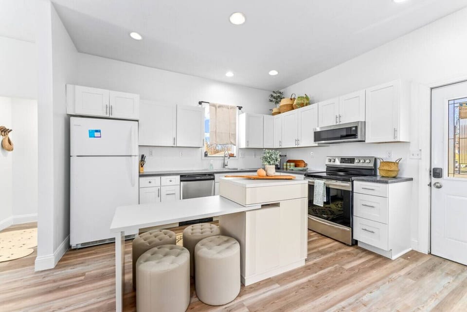 Modern kitchen with all the essentials for a comfortable stay. Perfect for cooking and relaxing.