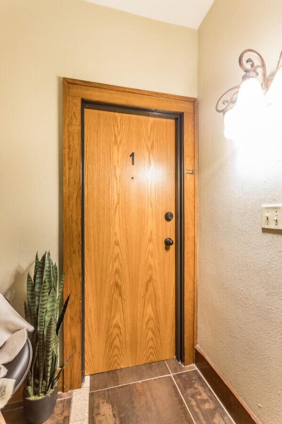 Step through our inviting door, where your personalized access code awaits. For your convenience, the code is simply the last 4 digits of your phone number. Enjoy seamless entry and make yourself at home
