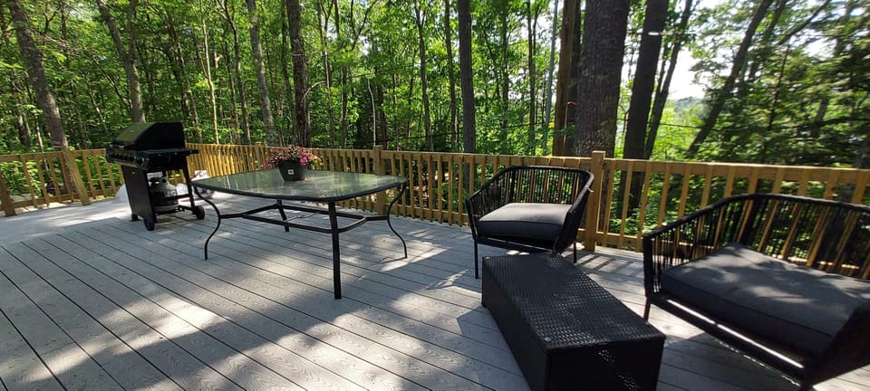 Enjoy grilling and outdoor space overlooking the water