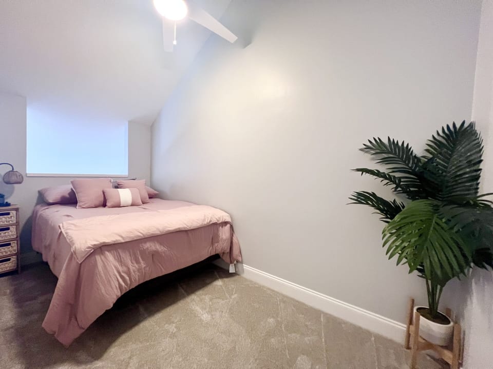 Second-floor bedroom
