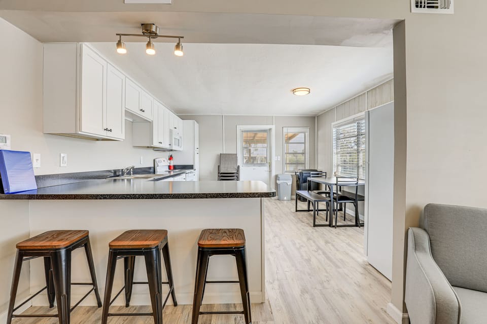 Kitchen | Dishwasher