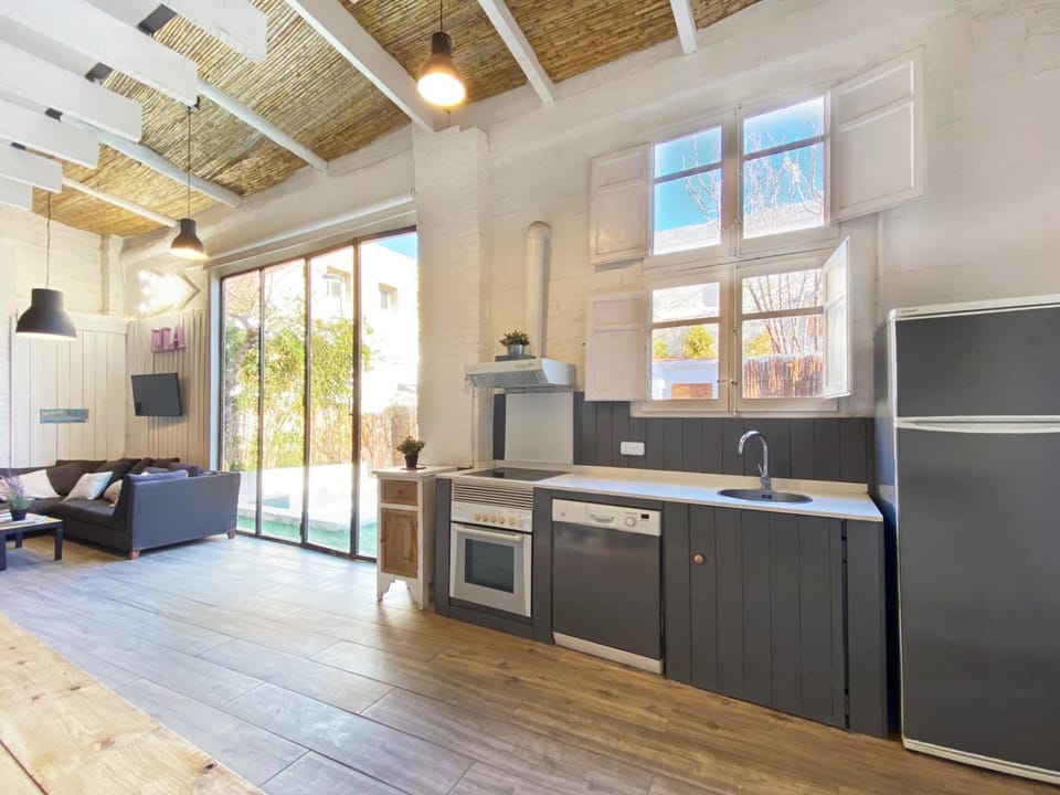 Open space kitchen 