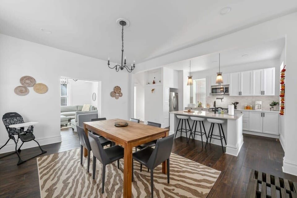 Gather around this exquisite dining room table and chairs for an unforgettable dining experience. ️✨ #DiningRoomGoals #ElegantLiving #FamilyTime
