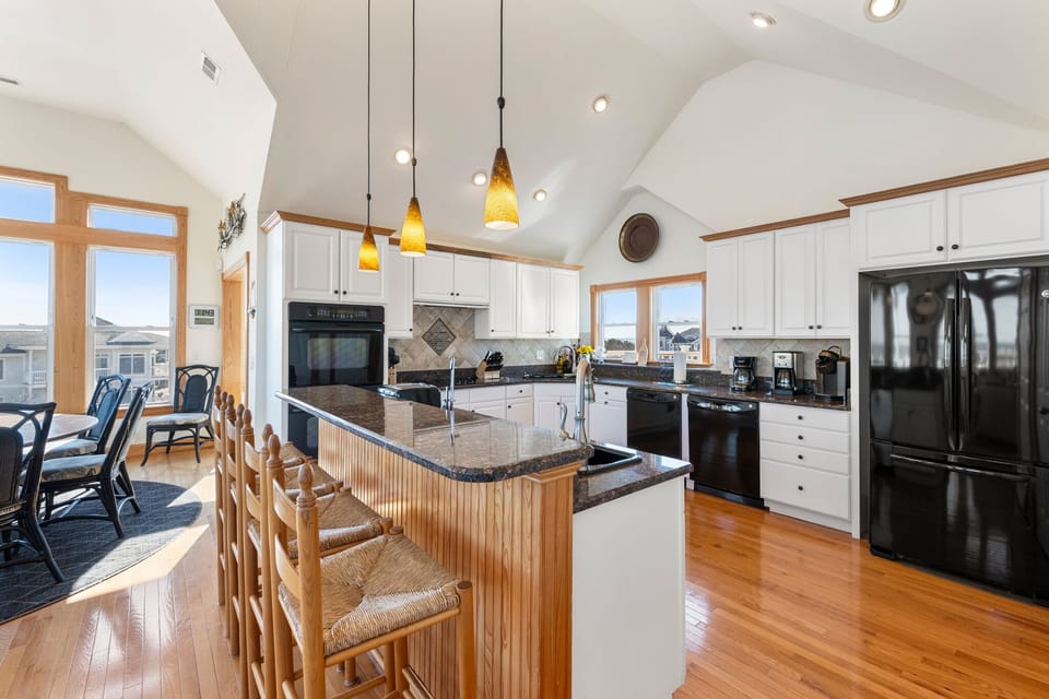 CC201: A Raye Of Sunshine | Top Level Kitchen