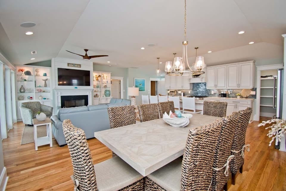 Dining View of Living Area