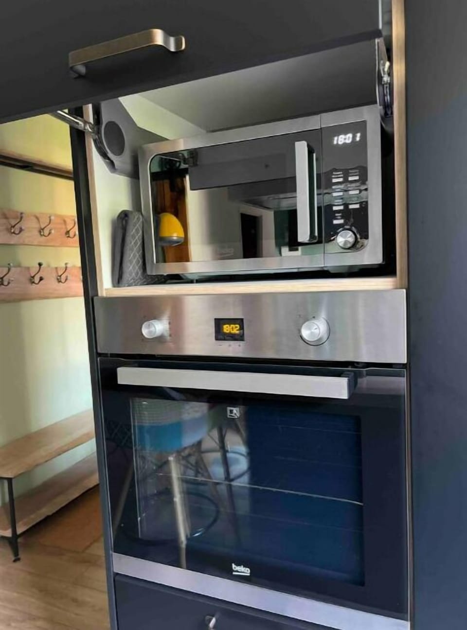 Microwave