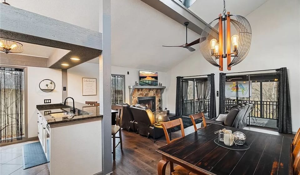Open concept living/dining/kitchen area is perfect for large groups