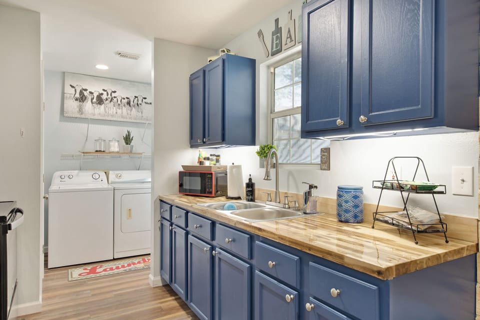 Fully stocked kitchen with all of the cooking and baking items needed for a long or short term stay. 