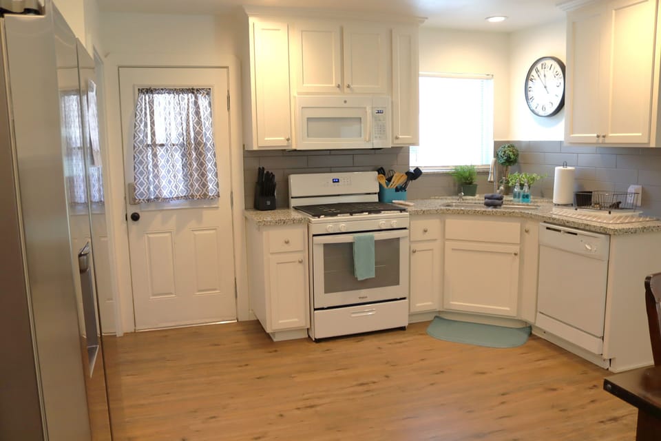 91155427-91b0-4a0e-8f45-4a02862bed9f