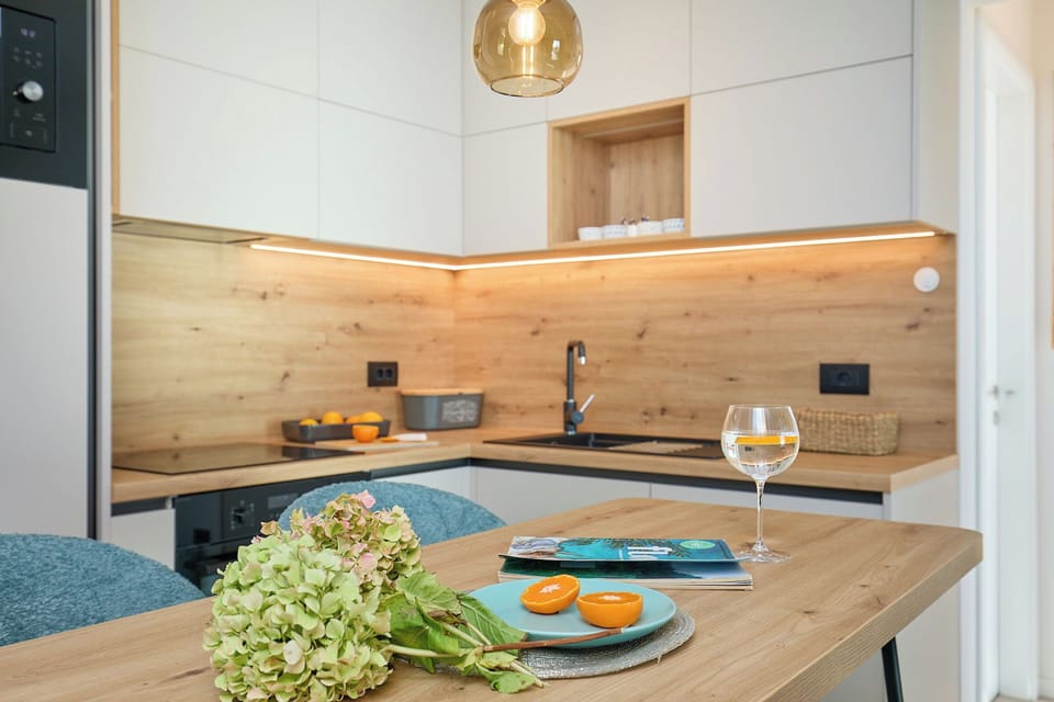 Kitchen and dining seats