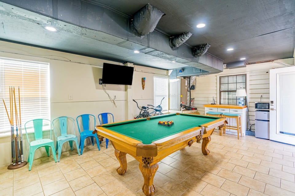 Game room