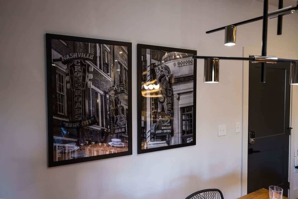 Dining space for 6 with designer furnishings.