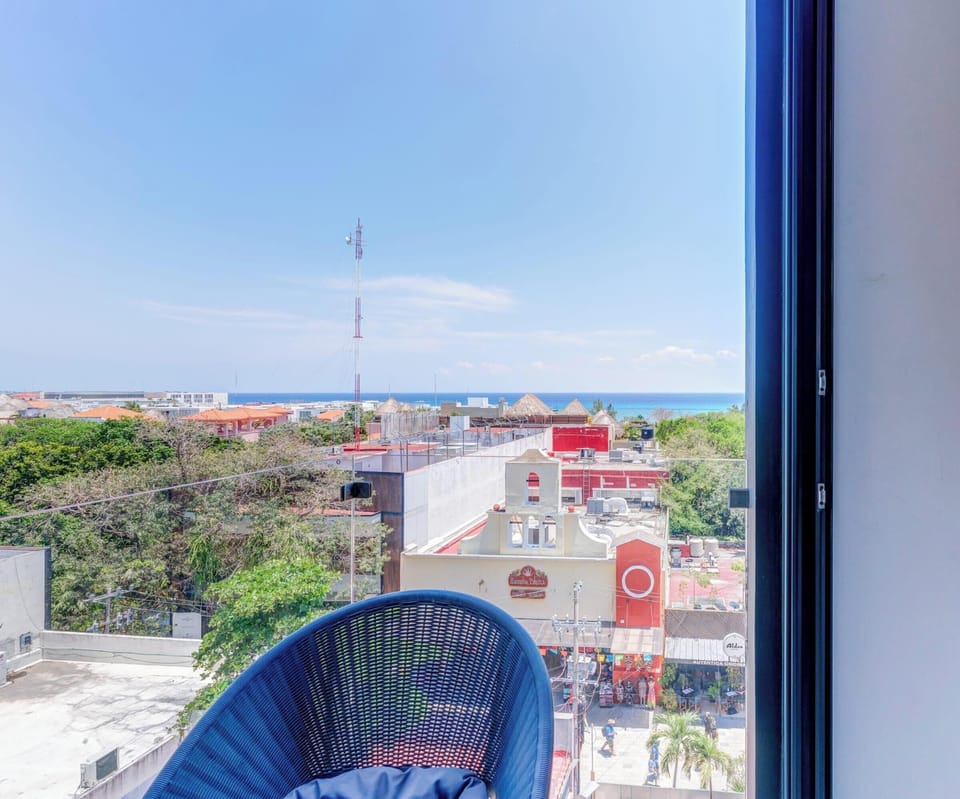 You'll have a peek at the ocean and seating on the balcony