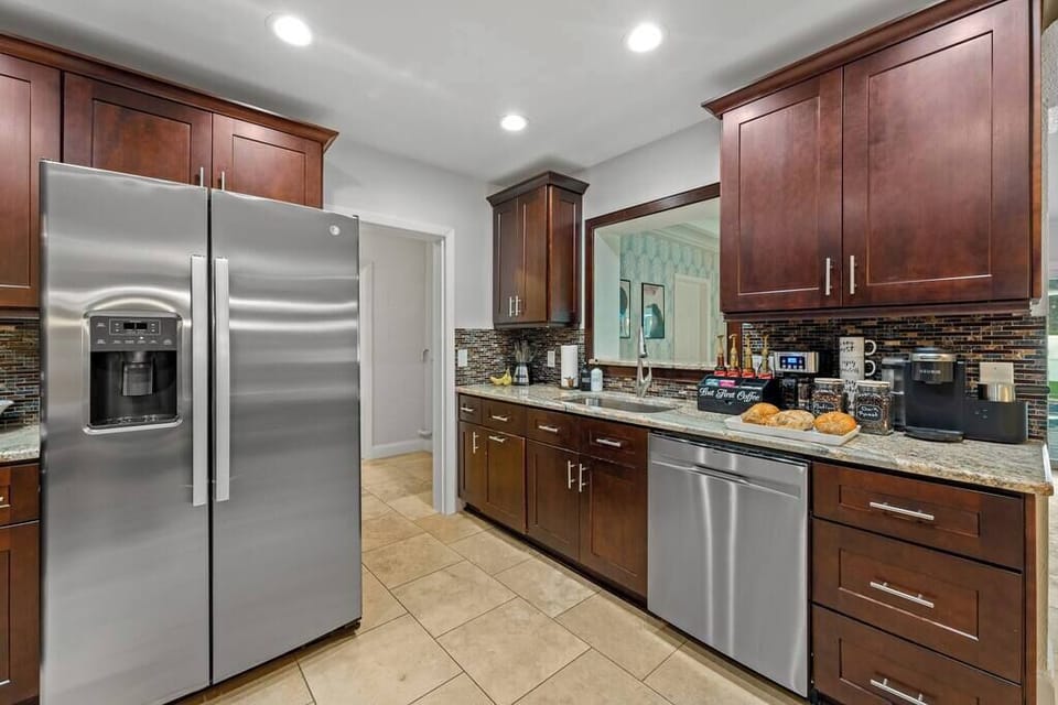 Fully stocked kitchen with everything you need to cook the perfect meal.